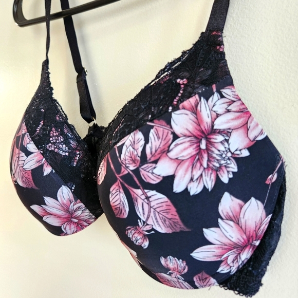 La Vie en Rose Push-Up Magnetic Front Closure 36C/80C Floral Lace Sexy Black Bra - Picture 2 of 8